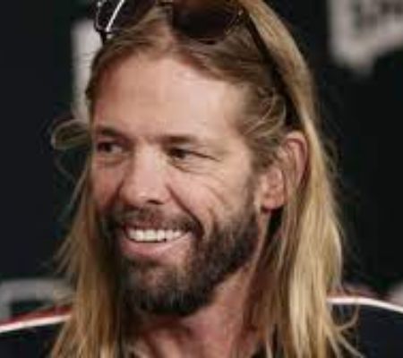 Picture of Alison Hawkins husband Taylor Hawkin.